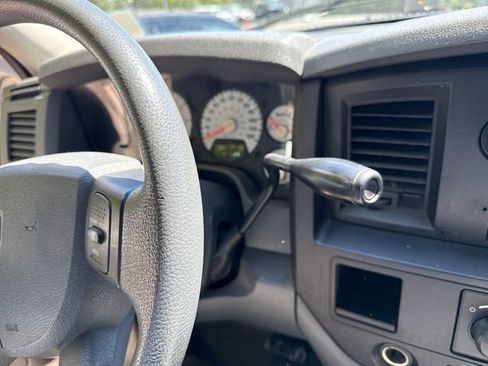 Used 2009 Dodge Ram 2500 Truck SXT AWD/4WD image 23