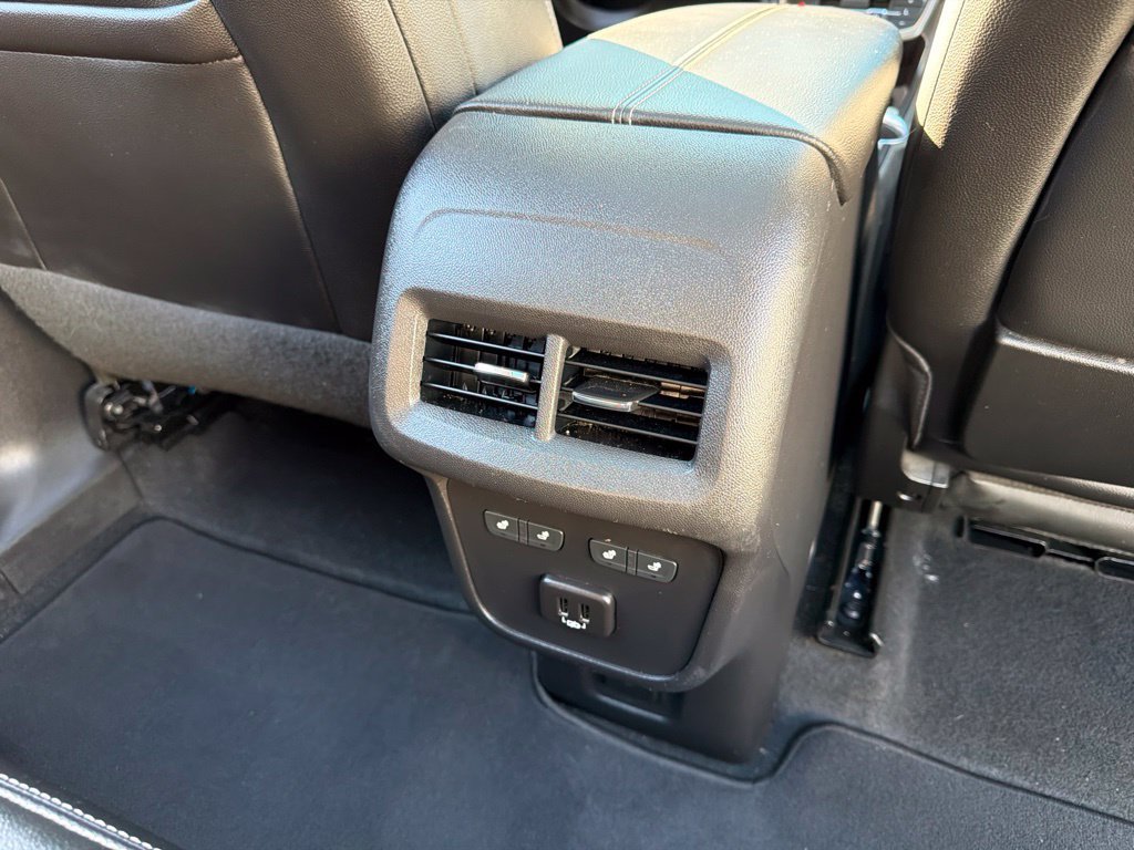 Used 2024 GMC Terrain Denali w/ Black Diamond Edition AWD/4WD image 20
