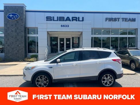 Used 2014 Ford Escape Titanium w/ Equipment Group 401A AWD/4WD image 1