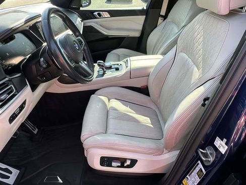Used 2021 BMW X7 M50i AWD/4WD image 26
