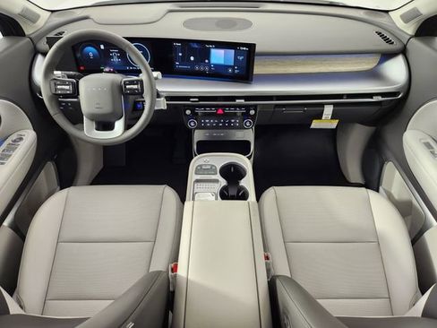 New 2026 Hyundai Ioniq 9 Limited image 13