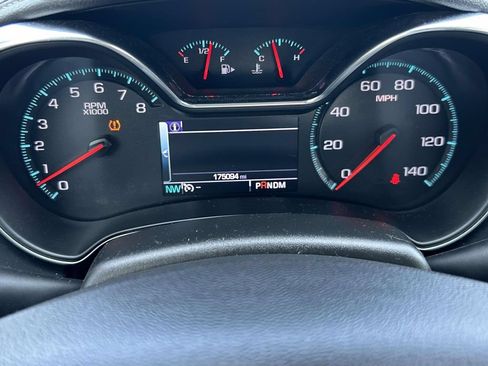 Used 2018 Chevrolet Impala Premier FWD image 26