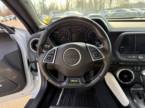 Used 2023 Chevrolet Camaro LT image 24