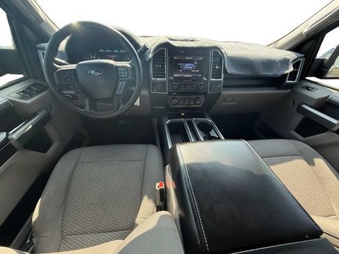 Used 2015 Ford F150 XLT w/ Equipment Group 302A Luxury AWD/4WD image 17