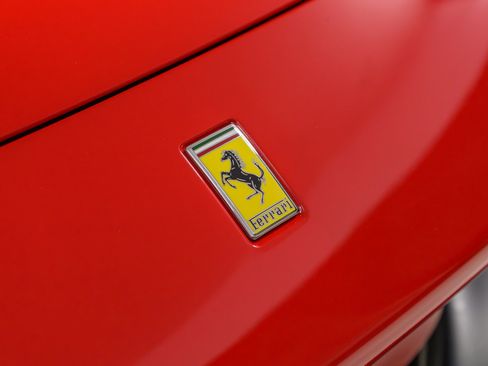 Used 2022 Ferrari F8 Tributo RWD image 51