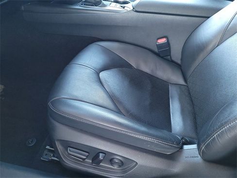 Used 2023 Toyota Camry XSE image 17