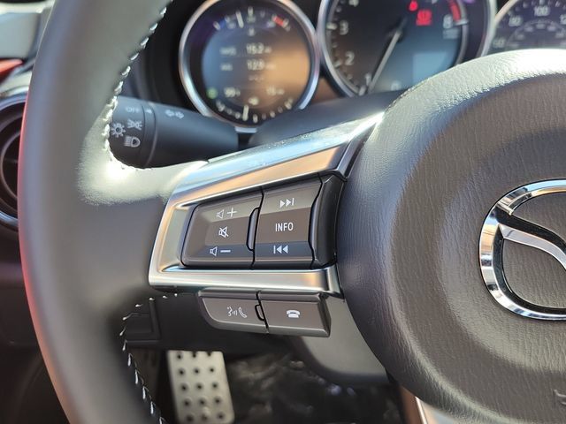 New 2026 MAZDA MX-5 Miata Club w/ Interior Package RWD image 7