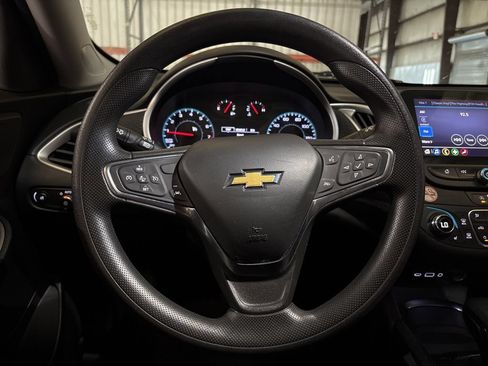 Used 2023 Chevrolet Malibu LT FWD image 21