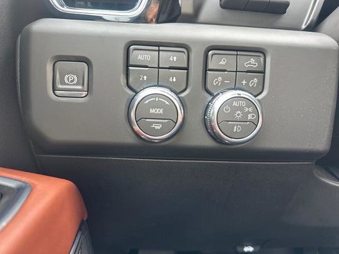 New 2026 GMC Sierra 1500 Denali Ultimate AWD/4WD image 19