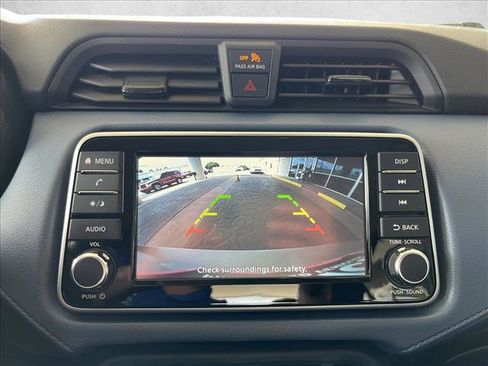 Used 2025 Nissan Versa SV FWD image 13
