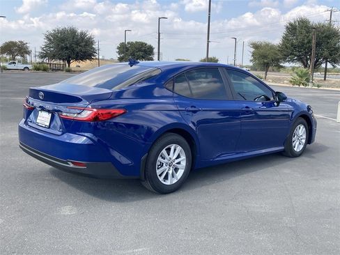 New 2026 Toyota Camry LE image 5