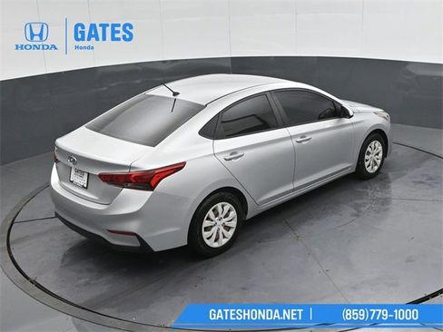 Used 2019 Hyundai Accent SE image 38