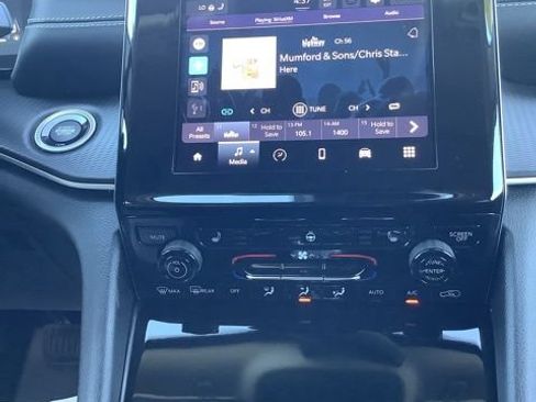Certified 2023 Jeep Grand Cherokee L Laredo w/ Luxury Tech Group I AWD/4WD image 22