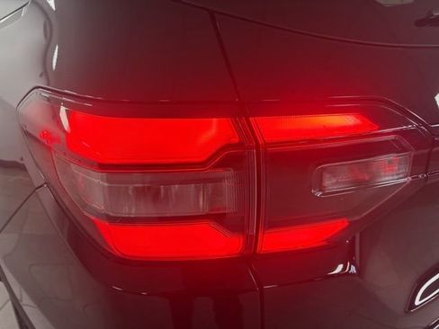 Used 2025 Honda Pilot Black Edition image 18