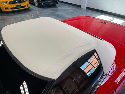 Used 2001 Chevrolet Corvette Convertible RWD image 22