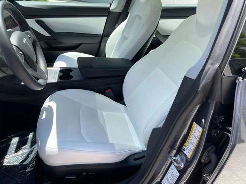 Used 2023 Tesla Model 3 Standard Range RWD image 11