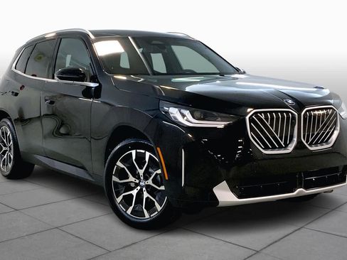 Used 2025 BMW X3 xDrive30i w/ Premium Package AWD/4WD image 2