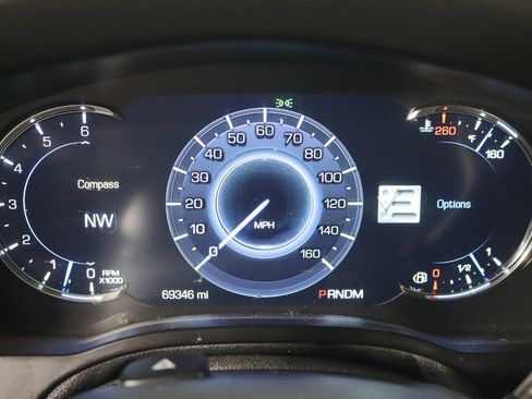 Used 2016 Cadillac Escalade Premium image 17