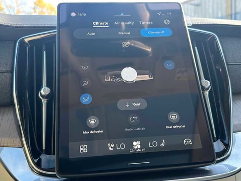 New 2026 Volvo XC90 B6 Ultra image 29