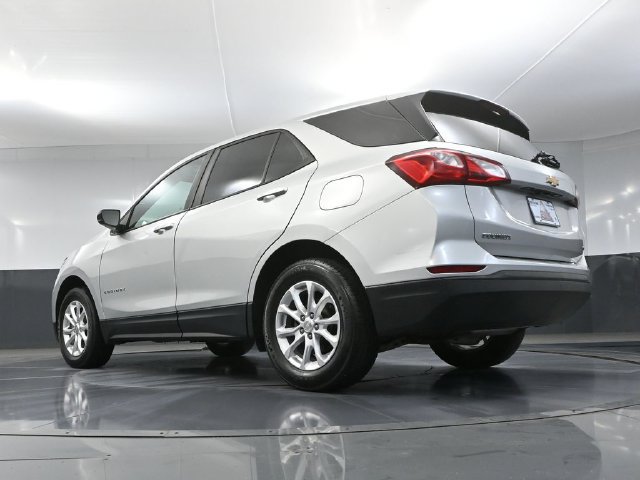 Used 2020 Chevrolet Equinox LS w/ LS Convenience Package AWD/4WD image 40