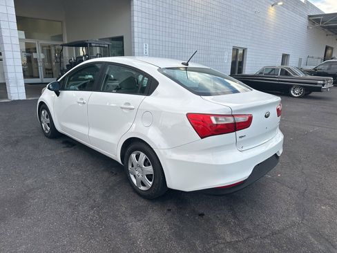 Used 2017 Kia Rio LX image 3