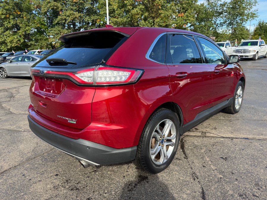 Used 2018 Ford Edge Titanium w/ Technology Package FWD image 5