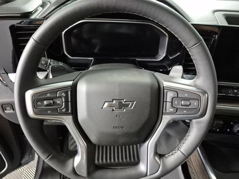 New 2026 Chevrolet Silverado 1500 RST w/ Z71 Off-Road Package AWD/4WD image 11