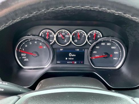 Used 2021 Chevrolet Tahoe Z71 w/ Luxury Package image 12