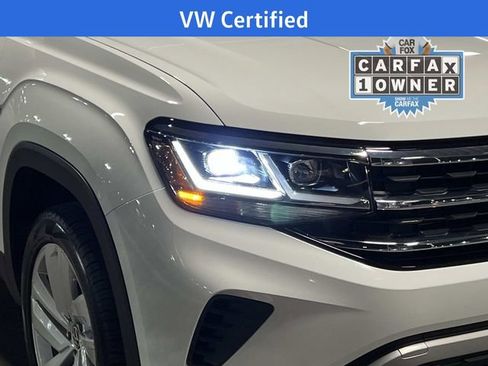 Certified 2023 Volkswagen Atlas Cross Sport SE image 9