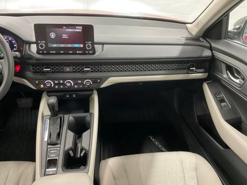 Certified 2025 Honda Accord SE image 16