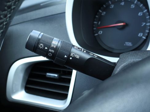 Used 2015 Chevrolet Equinox LTZ image 26