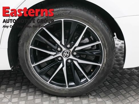 Used 2024 Toyota Camry SE image 33