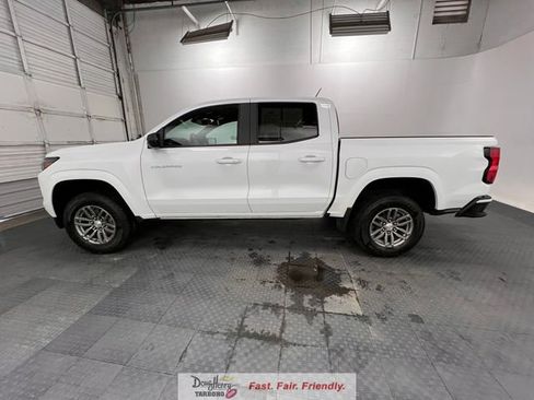 Used 2023 Chevrolet Colorado LT w/ LT Convenience Package II RWD image 5