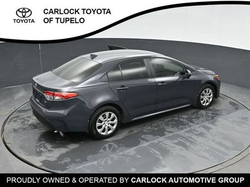 Used 2025 Toyota Corolla LE FWD image 30