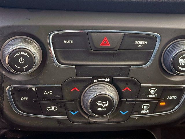 Certified 2020 Jeep Compass Limited AWD/4WD image 29