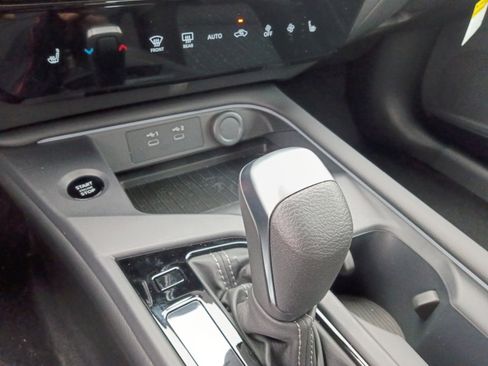 New 2026 Nissan Sentra SV w/ SV Convenience Package FWD image 19