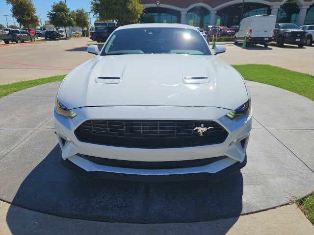 Used 2020 Ford Mustang GT Premium w/ Equipment Group 401A RWD image 2