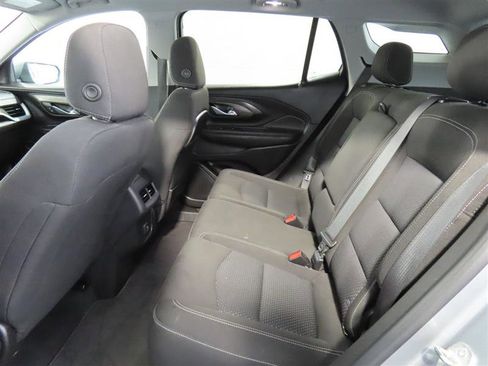 Used 2023 GMC Terrain SLE FWD image 30
