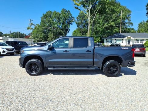 Used 2021 Chevrolet Silverado 1500 LT Trail Boss w/ Convenience Package II AWD/4WD image 4