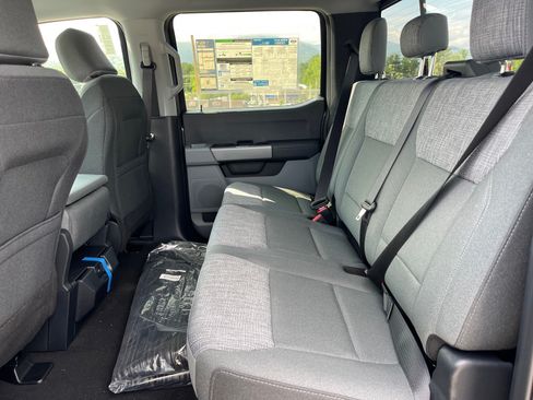 New 2026 Ford F250 XLT w/ FX4 Off-Road Package AWD/4WD image 19