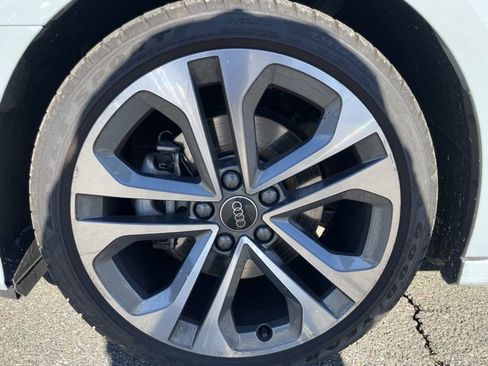 Used 2025 Audi A3 2.0T Premium Plus w/ Premium Plus Package image 5