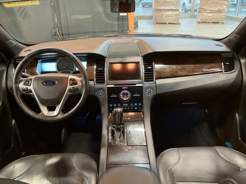Used 2019 Ford Taurus Limited image 26