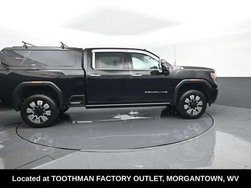 Used 2023 GMC Sierra 3500 Denali w/ Denali Ultimate Package AWD/4WD image 4