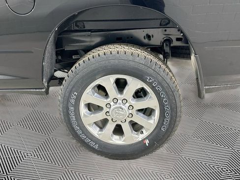 New 2026 RAM 2500 Laramie AWD/4WD image 16