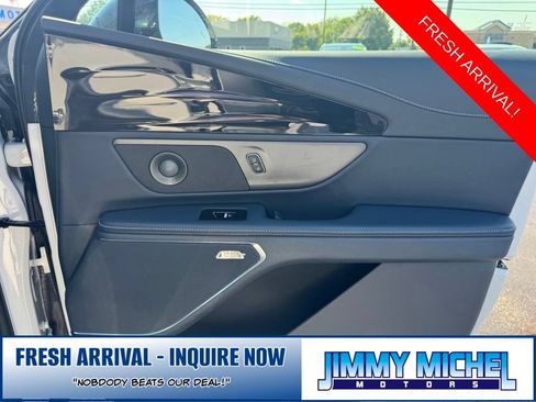 Used 2024 Lincoln Nautilus Reserve w/ Equipment Group 202A AWD/4WD image 14