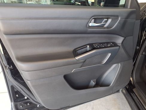 Used 2023 Nissan Pathfinder SL w/ Lighting Package (N92) AWD/4WD image 22