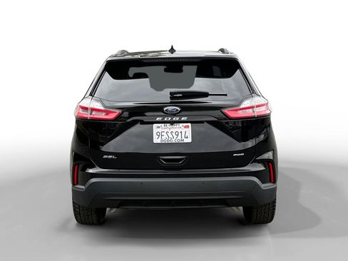Used 2022 Ford Edge SEL w/ Sport Appearance Package image 4