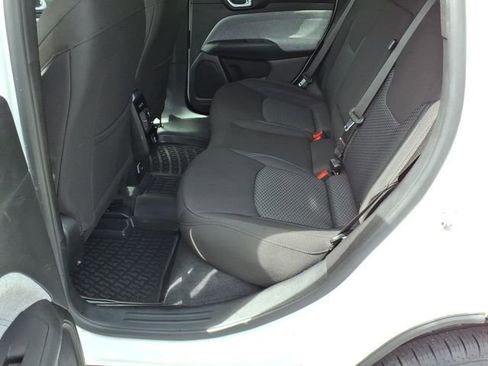 Used 2023 Jeep Compass Sport AWD/4WD image 16