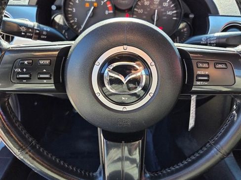 Used 2014 MAZDA MX-5 Miata Club image 24