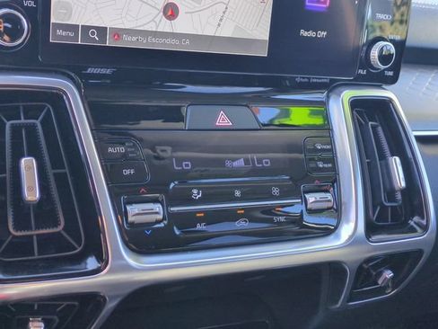 Certified 2023 Kia Sorento SX AWD/4WD image 25